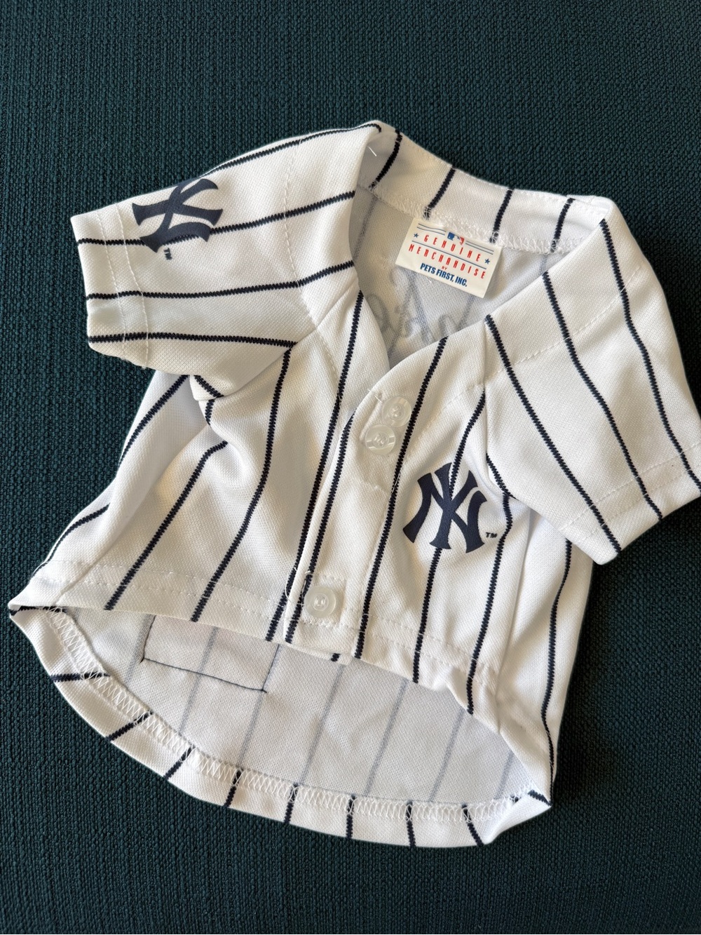 Pets Dog New York Yankees White & Navy Pinstripe Button-Front Shirt